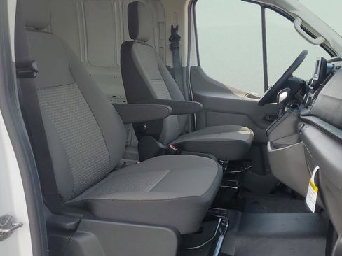 New 2025 Ford Transit 250 Low Roof image 19