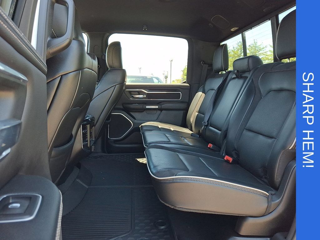 Used 2022 RAM 1500 Laramie AWD/4WD image 10