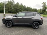 Used 2023 Jeep Compass Trailhawk image 4