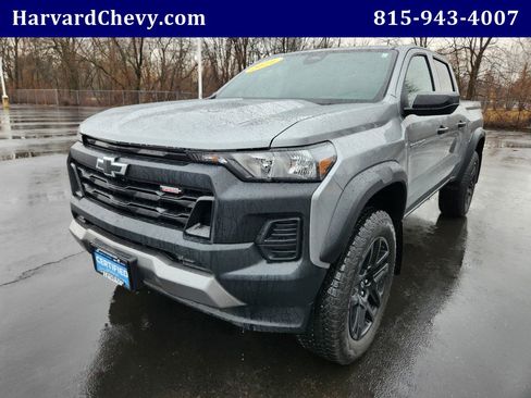 Used 2024 Chevrolet Colorado Trail Boss w/ Advanced Trailering Package image 3