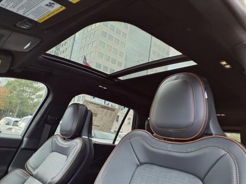 New 2025 Lincoln Aviator Black Label image 11