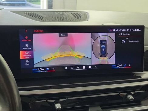 Used 2024 BMW X7 M60i AWD/4WD image 31
