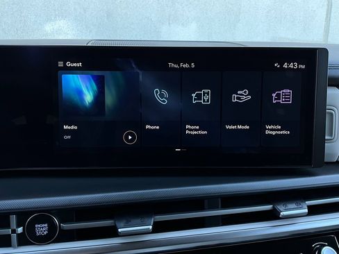 Used 2025 Hyundai Santa Fe SEL image 30