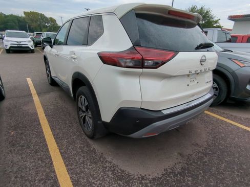 Used 2023 Nissan Rogue SV AWD/4WD image 4