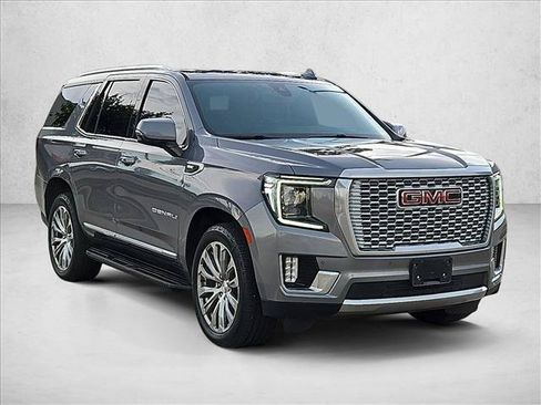 Used 2022 GMC Yukon Denali RWD image 3