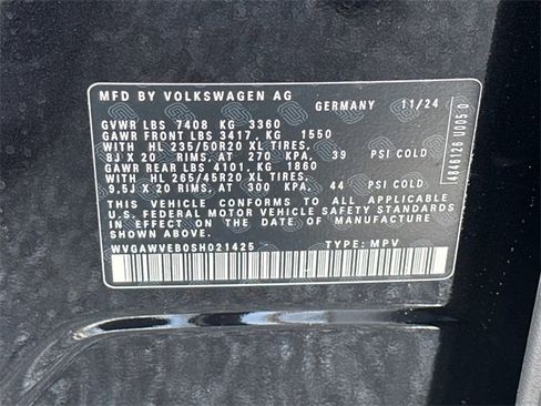 New 2025 Volkswagen ID. Buzz Pro S image 33