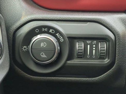 Certified 2021 Jeep Gladiator Rubicon w/ Safety Group AWD/4WD image 25
