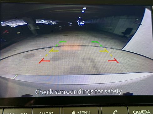 Used 2024 Nissan Rogue SV image 14