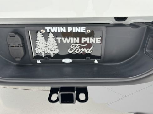 Used 2026 Jeep Gladiator Rubicon AWD/4WD image 9