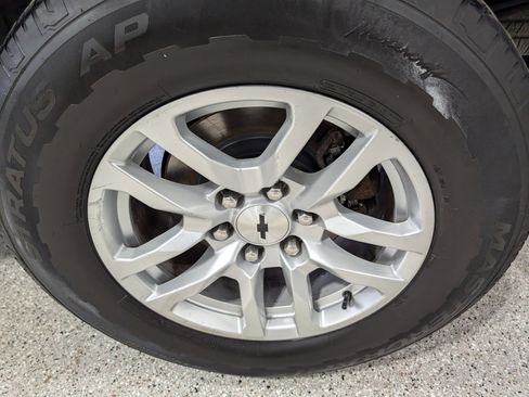 Used 2019 Chevrolet Silverado 1500 RST image 13