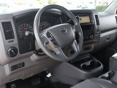 Used 2018 Nissan NV 2500 SV w/ Navigation Package image 15