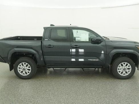 New 2026 Toyota Tacoma SR5 image 11