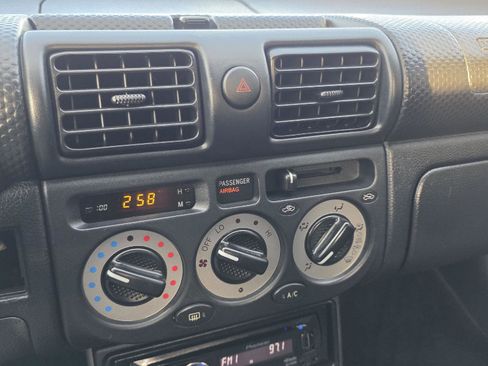 Used 2001 Toyota MR2 image 22