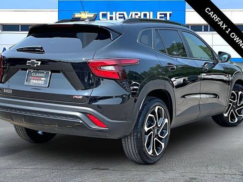Used 2026 Chevrolet Trax RS w/ Sunroof Package FWD image 19