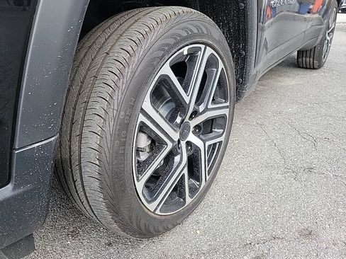 New 2025 Jeep Compass Limited w/ Sun & Sound Group image 16