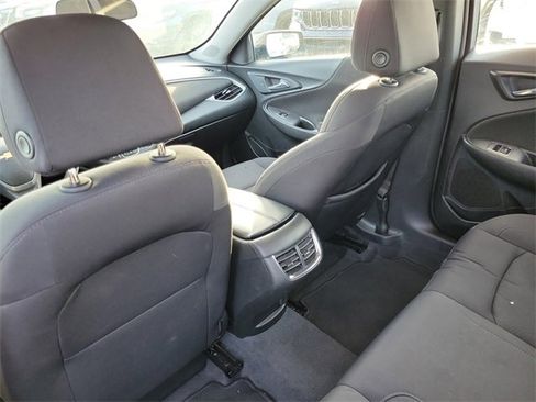 Used 2023 Chevrolet Malibu LT image 27