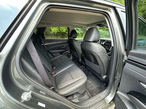 Used 2023 Hyundai Tucson SEL w/ Cargo Package AWD/4WD image 17