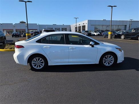 Certified 2024 Toyota Corolla LE image 8