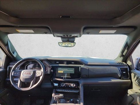 Used 2025 GMC Sierra 1500 AT4 w/ AT4 Premium Package AWD/4WD image 14