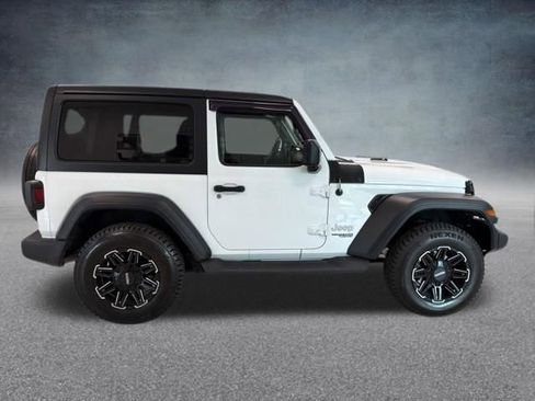 Used 2020 Jeep Wrangler Sport AWD/4WD image 6