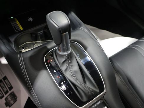 Used 2024 Honda HR-V EX-L image 32