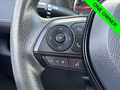 Used 2022 Toyota RAV4 LE AWD/4WD image 11