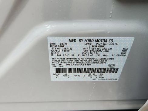 New 2025 Ford Maverick XLT w/ XLT Luxury Package image 25