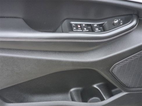 Used 2023 Jeep Grand Cherokee L Limited image 13