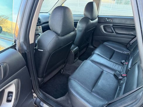 Used 2005 Subaru Outback 2.5XT Limited image 19