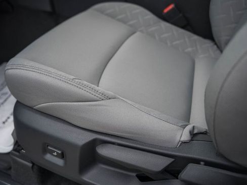 New 2025 Toyota Tacoma SR5 image 32