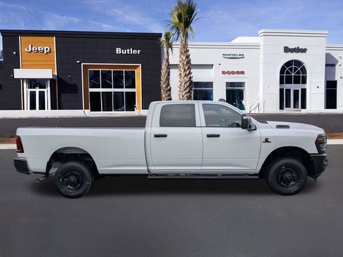 New 2026 RAM 2500 Tradesman AWD/4WD image 7