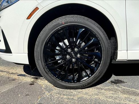 New 2026 Lincoln Corsair Reserve image 12