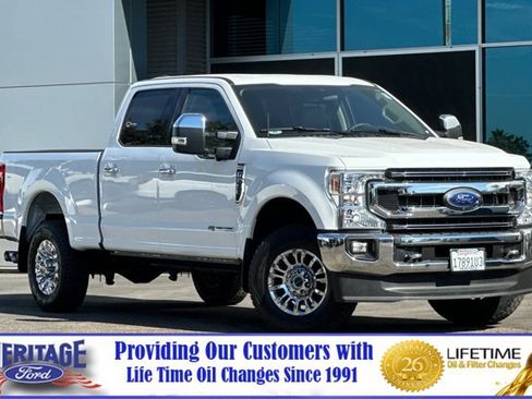 Used 2022 Ford F250 XLT w/ XLT Premium Package AWD/4WD image 2
