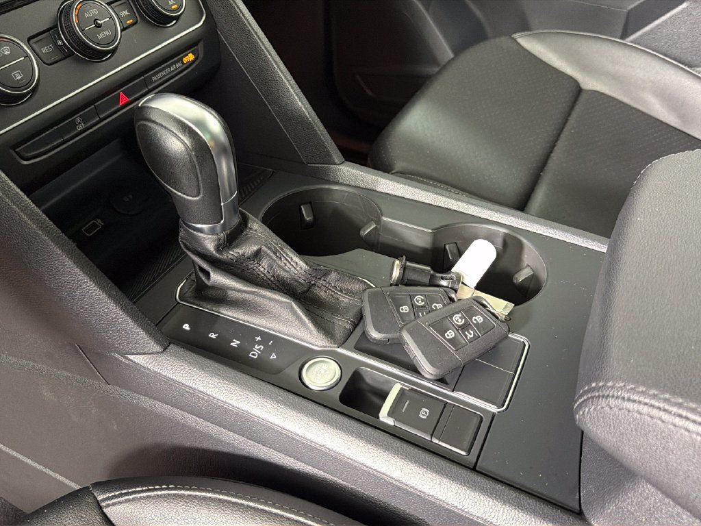 Used 2019 Volkswagen Atlas SE w/ Panoramic Sunroof Package FWD image 23