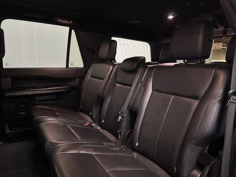 Used 2020 Ford Expedition XLT w/ Equipment Group 202A RWD image 33