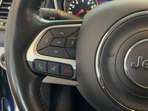Used 2020 Jeep Compass Limited AWD/4WD image 12