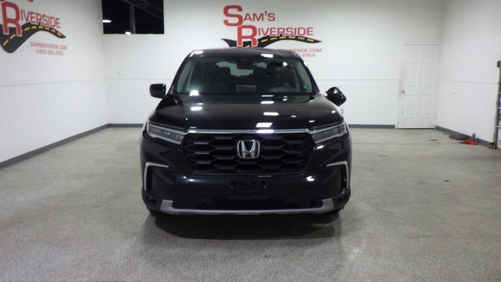 Used 2025 Honda Pilot EX-L image 6