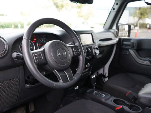 Used 2015 Jeep Wrangler Unlimited Sport AWD/4WD image 9