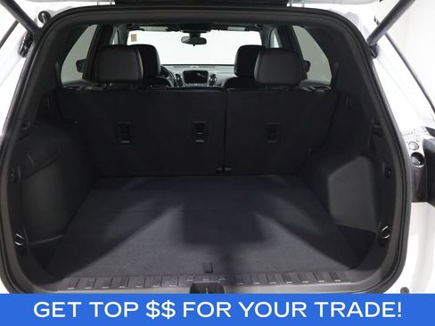 Used 2024 Chevrolet Equinox RS w/ RS Leather Package AWD/4WD image 5