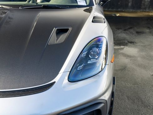 Certified 2025 Porsche 718 Cayman GT4 RS image 17