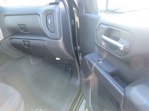 Certified 2024 Chevrolet Silverado 1500 Custom w/ Turbomax Blackout Package image 20