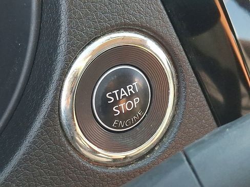 Certified 2018 Nissan Rogue Sport SV image 26