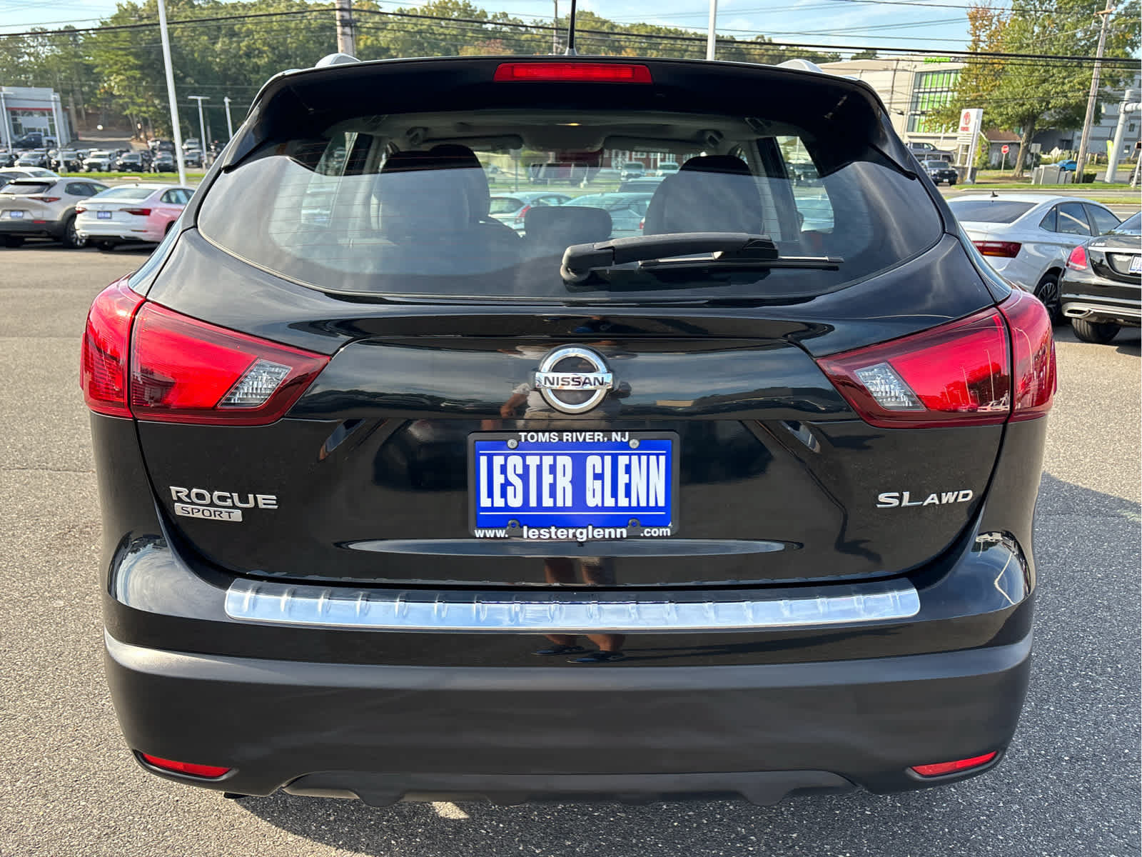 Used 2017 Nissan Rogue Sport SL w/ SL Premium Package AWD/4WD image 28