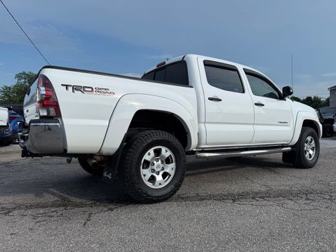 Used 2012 Toyota Tacoma 4x4 Double Cab w/ TRD Off-Road Pkg image 8