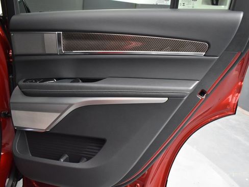 New 2026 Cadillac Vistiq Sport w/ LPO, Floor Liner Package image 36