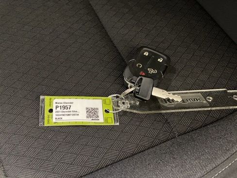 Used 2021 Chevrolet Silverado 2500 LT w/ All Star Edition image 19