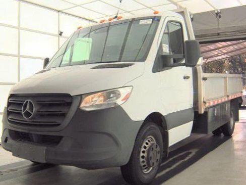 Used 2019 Mercedes-Benz Sprinter 170 w/ Premium Plus Package image 1