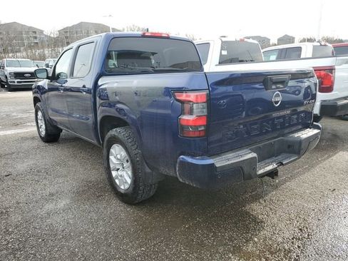 Used 2022 Nissan Frontier SV w/ Graphics Package image 5