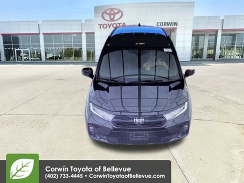 Used 2025 Honda Odyssey Sport-L image 4