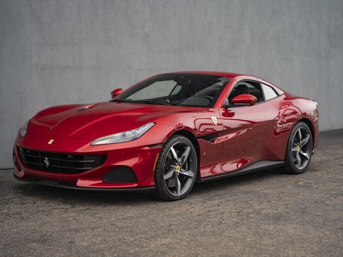 Used 2023 Ferrari Portofino M image 11